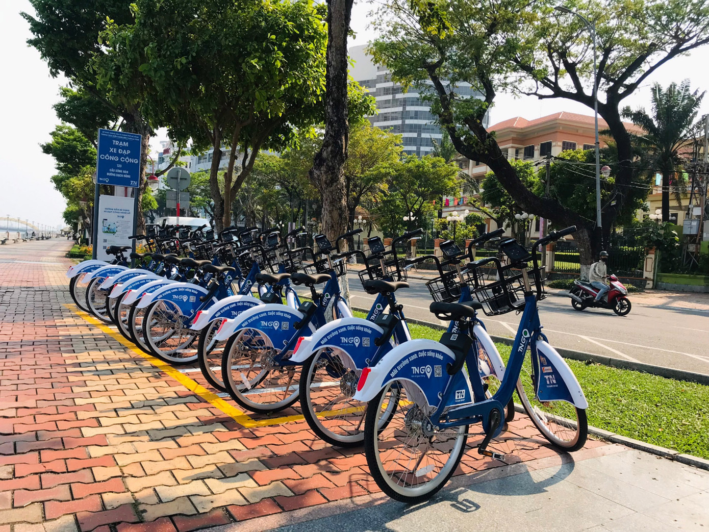 Mô hình xe đạp công cộng đã được triển khai ở nhiều địa phương trên cả nước. Tuy nhiên, đây là lần đầu tiên TP.Đà Nẵng sử dụng dịch vụ này. Ảnh: Phượng – Nhung