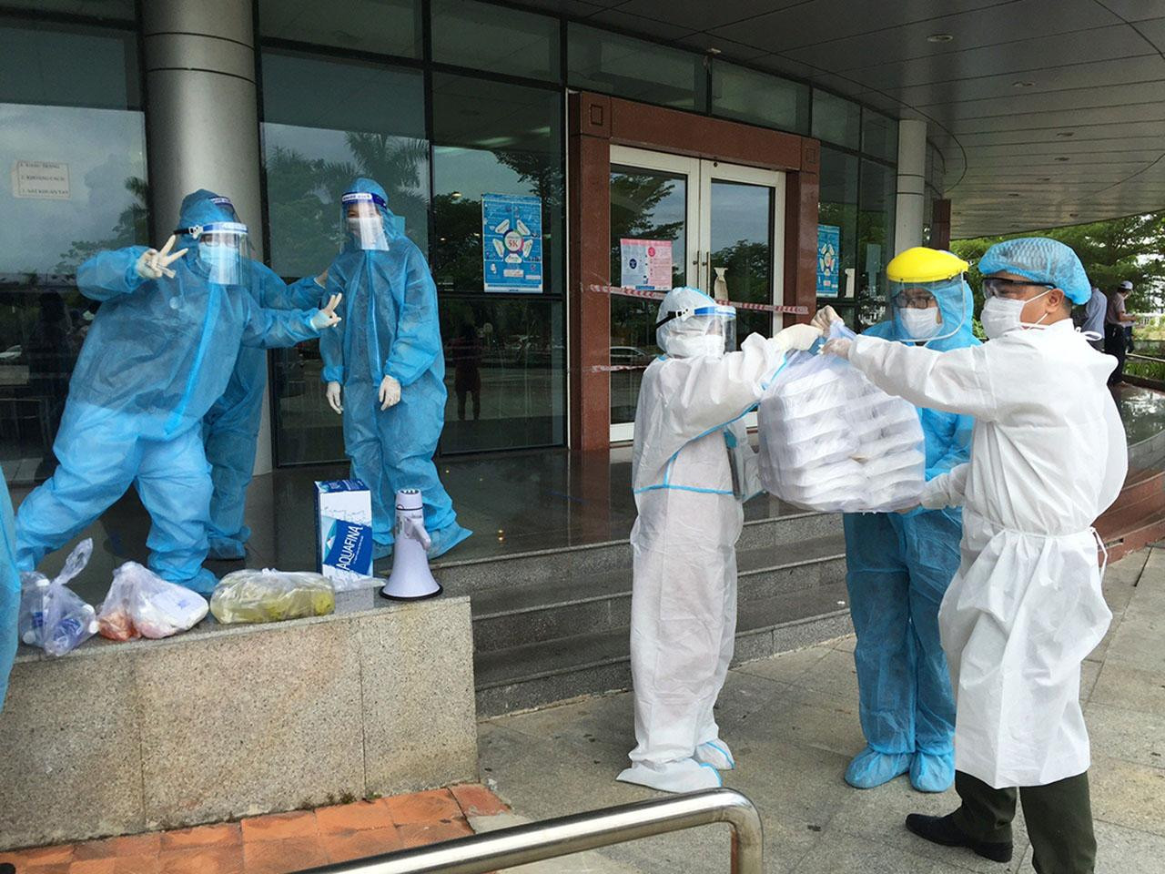 Sẽ có hơn 4.000 suất cơm được trao tặng tuyến đầu chống dịch từ ngày 29/8 đến ngày 7/9