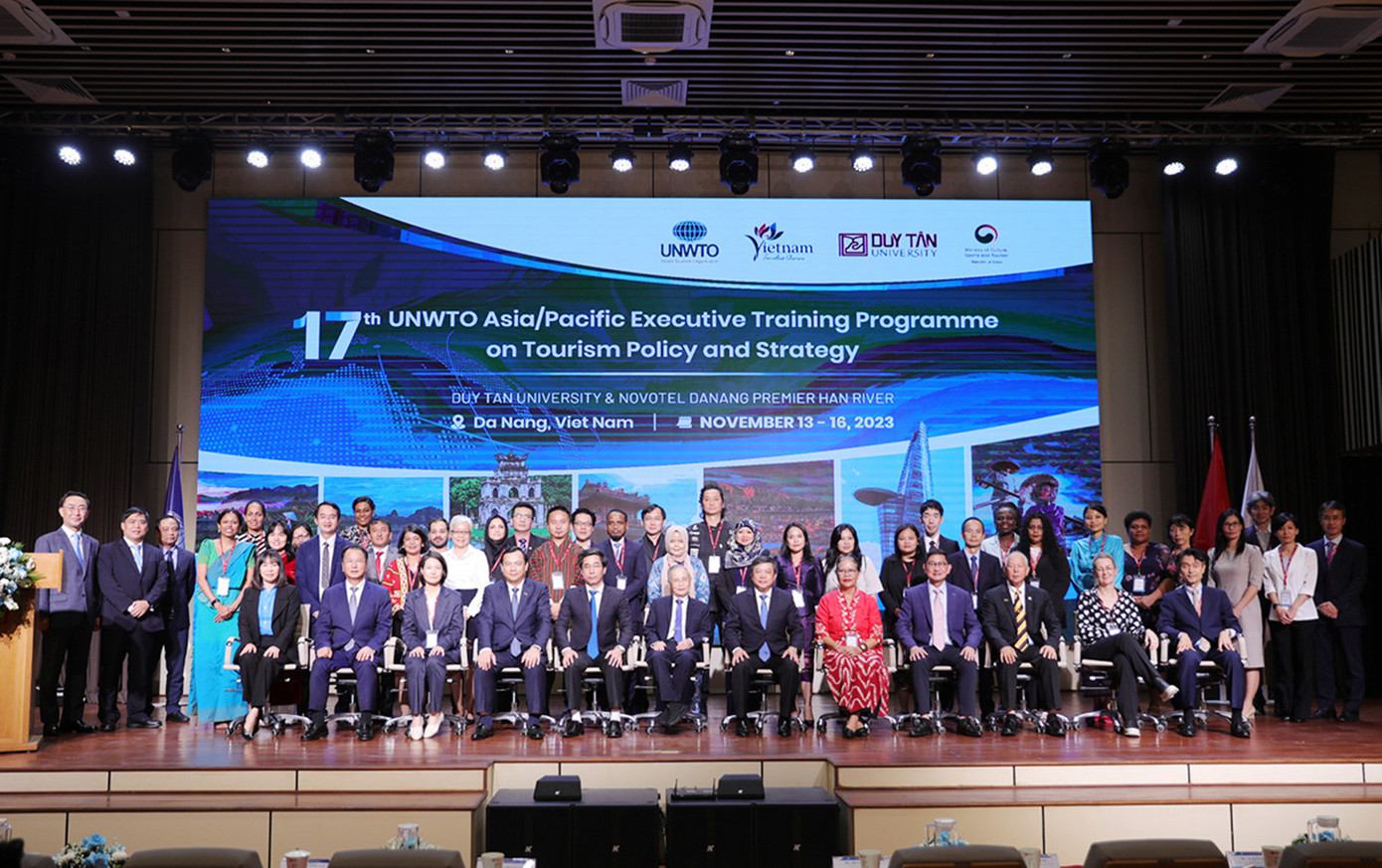 Nhiều kinh nghiệm, ý kiến tâm huyết về phát triển Du lịch thế giới đã được các đại biểu nhiều nước chia sẻ tại hội thảo Nhiều kinh nghiệm, ý kiến tâm huyết về phát triển Du lịch thế giới đã được các đại biểu nhiều nước chia sẻ tại hội thảo