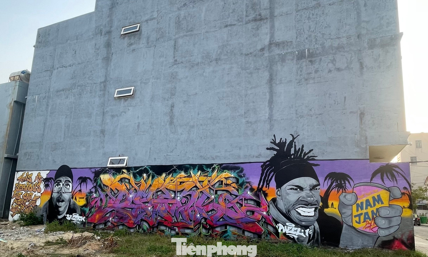 Hiện, tại đây có hơn 10 bức tranh graffiti cỡ lớn cùng nhiều bức tranh nhỏ khác đã và đang được hoàn thiện. Tạo nên không gian nhiều màu sắc cho khu phố. Đây cũng là điểm ghé tham quan, trải nghiệm, check in cho mọi người, khách du lịch.