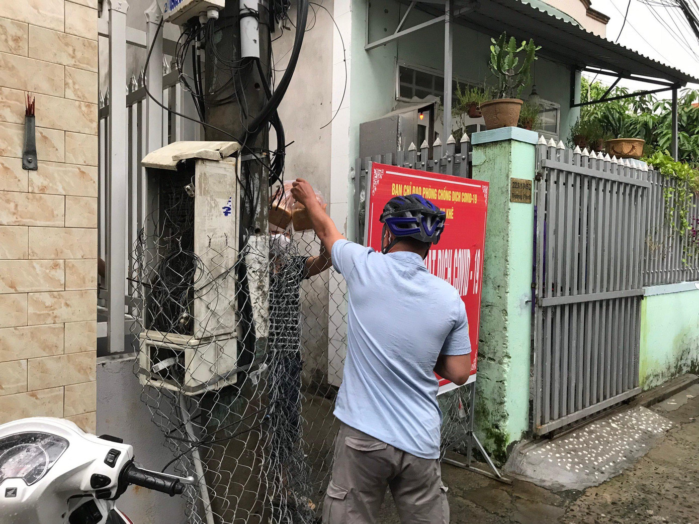 Dự kiến khoảng 1 tuần nữa sau khi các yếu tố dịch tễ COVID-19 đảm bảo thì nơi này sẽ được dỡ chốt - ảnh Th.L