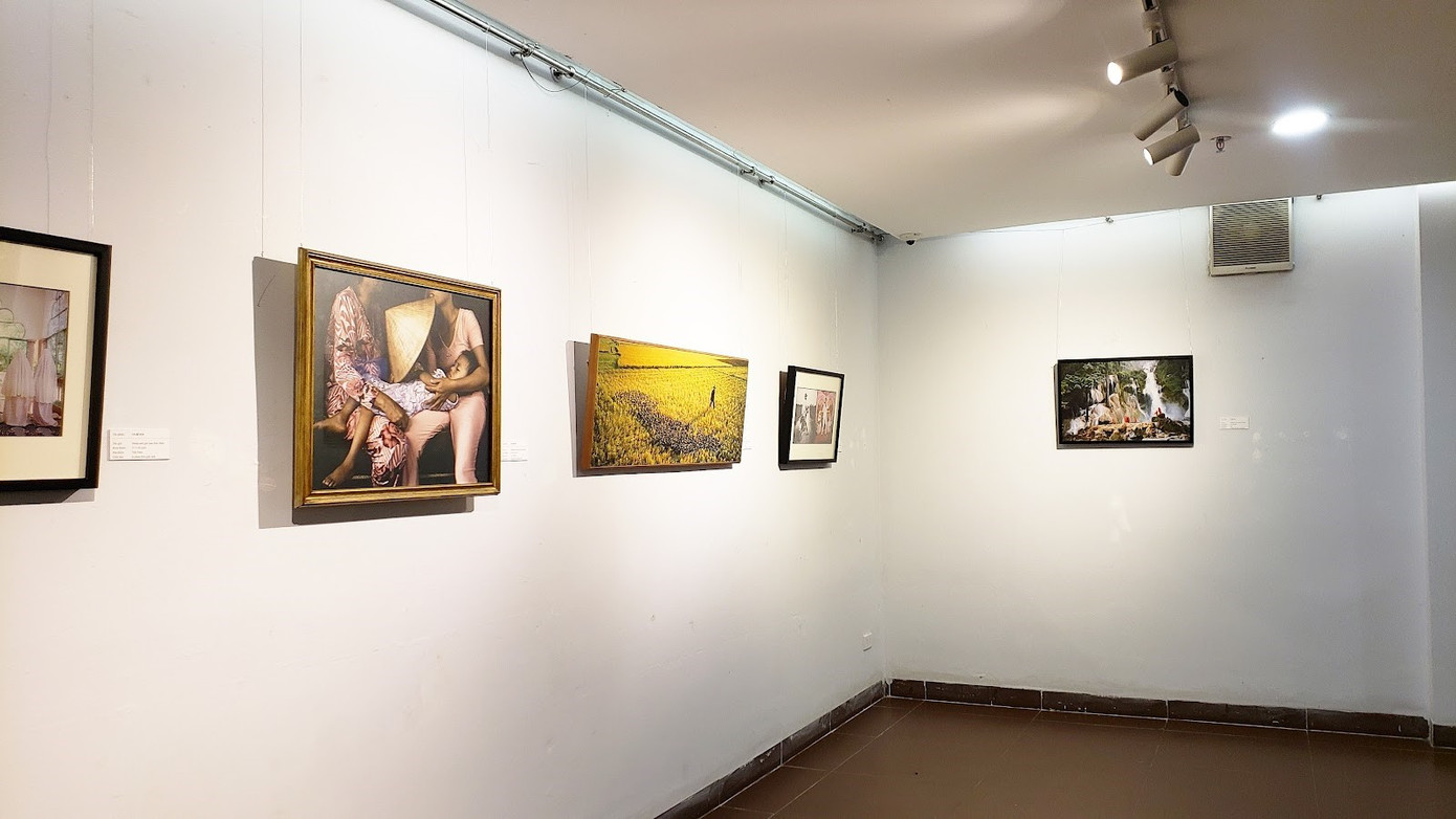 Nhiếp ảnh gia Lâm Đức Hiền có buổi giao lưu vào lúc 16h ngày 14/4. Ảnh: Hằng - Hà.