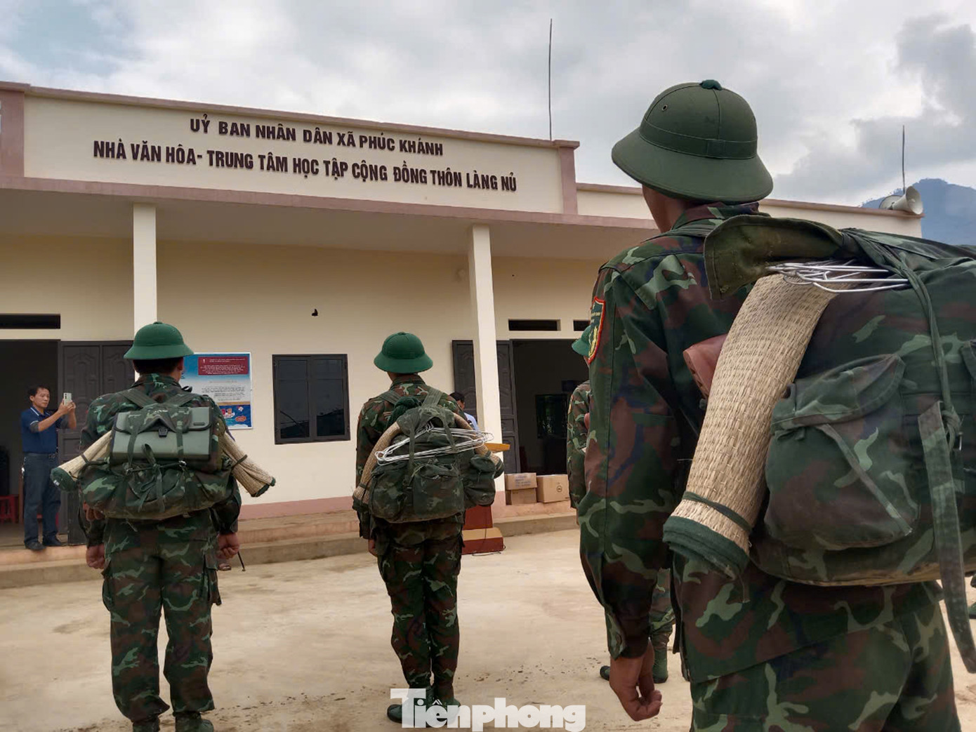 Nơi để lại ký ức không thể nào quên với những người lính trẻ suốt 2 tuần qua. Ảnh: Trinh Hà