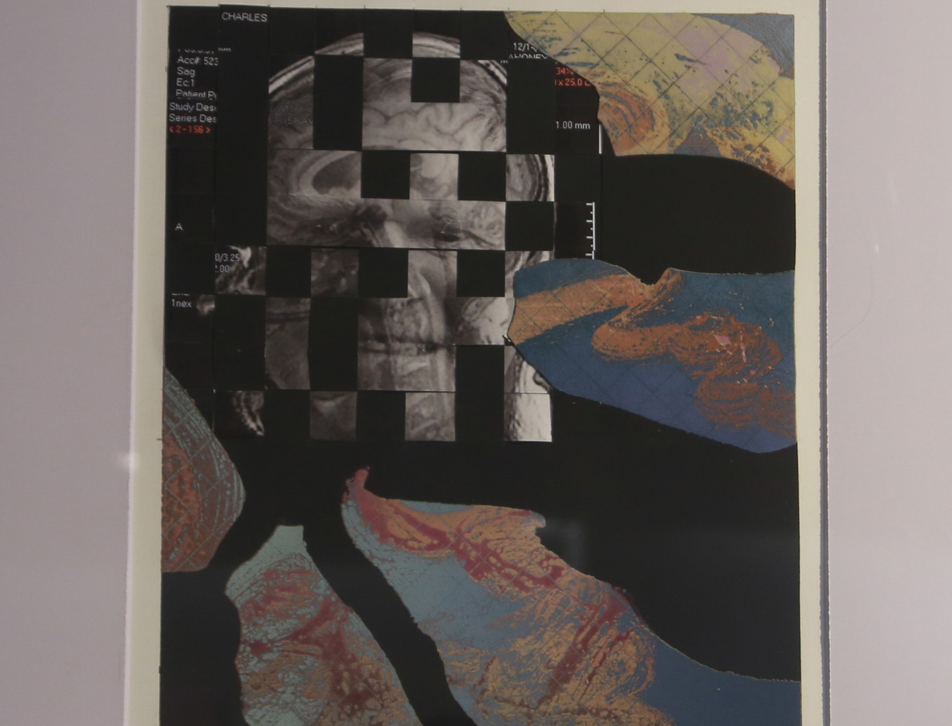 Mỗi tác phẩm của David Thomas là cuộc chiến chống lại não bộ của chính mình. Ảnh: Huỳnh Như - Thùy Diệu. Mỗi tác phẩm của David Thomas là cuộc chiến chống lại não bộ của chính mình. Ảnh: Huỳnh Như - Thùy Diệu.