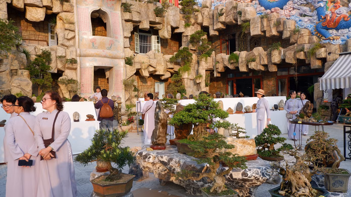 Triển lãm đá cảnh trong lễ hội. Ảnh: Khánh - Hà. Triển lãm đá cảnh trong lễ hội. Ảnh: Khánh - Hà.