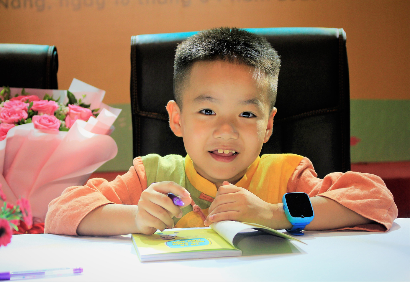 Bảo Khang được xem là một trong những tác giả nhỏ tuổi nhất ở Việt Nam. Ảnh: Thu Loan Nguyễn.