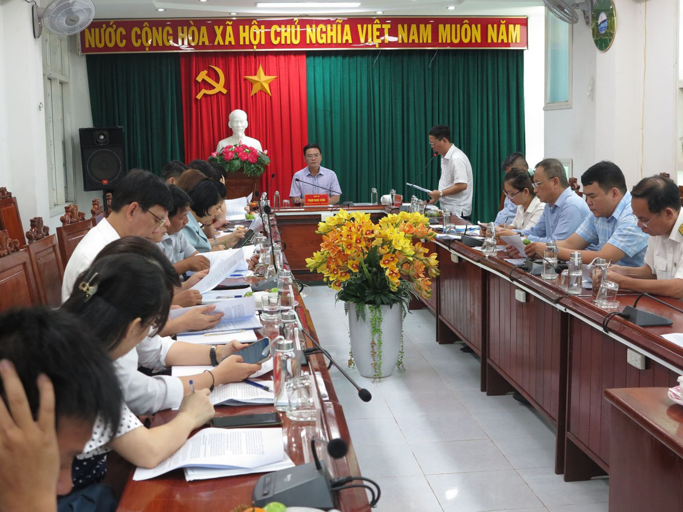 Đoàn giám sát của HĐND tỉnh giám sát chấp hành pháp luật về cấp giấy chứng nhận quyền sử dụng đất cho hộ gia đình, cá nhân trên địa bàn TX Đông Hòa