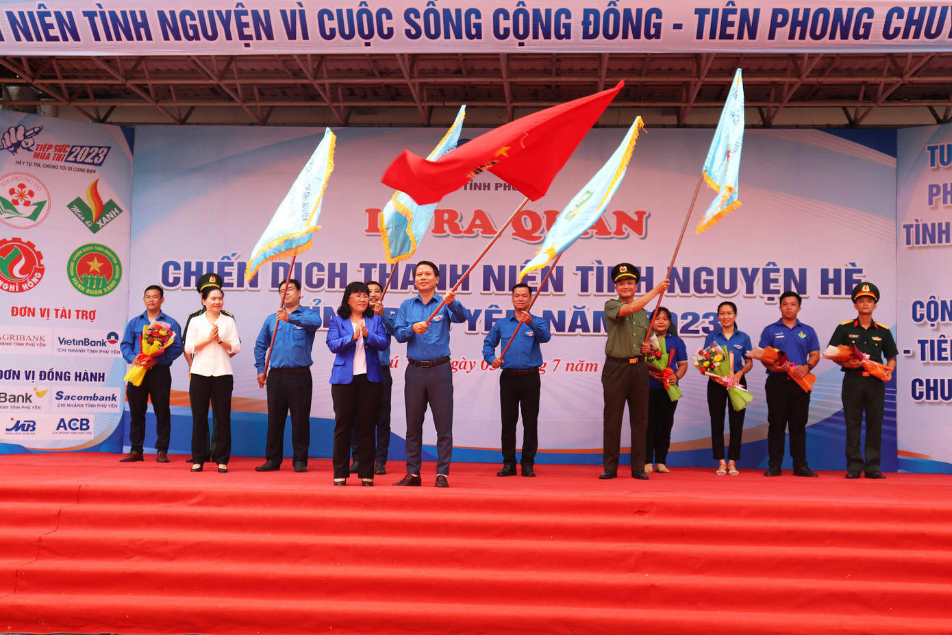 Tuổi trẻ Phú Yên ra quân chiến dịch tình nguyện hè 2023. Ảnh: Huyền Oanh Tuổi trẻ Phú Yên ra quân chiến dịch tình nguyện hè 2023. Ảnh: Huyền Oanh