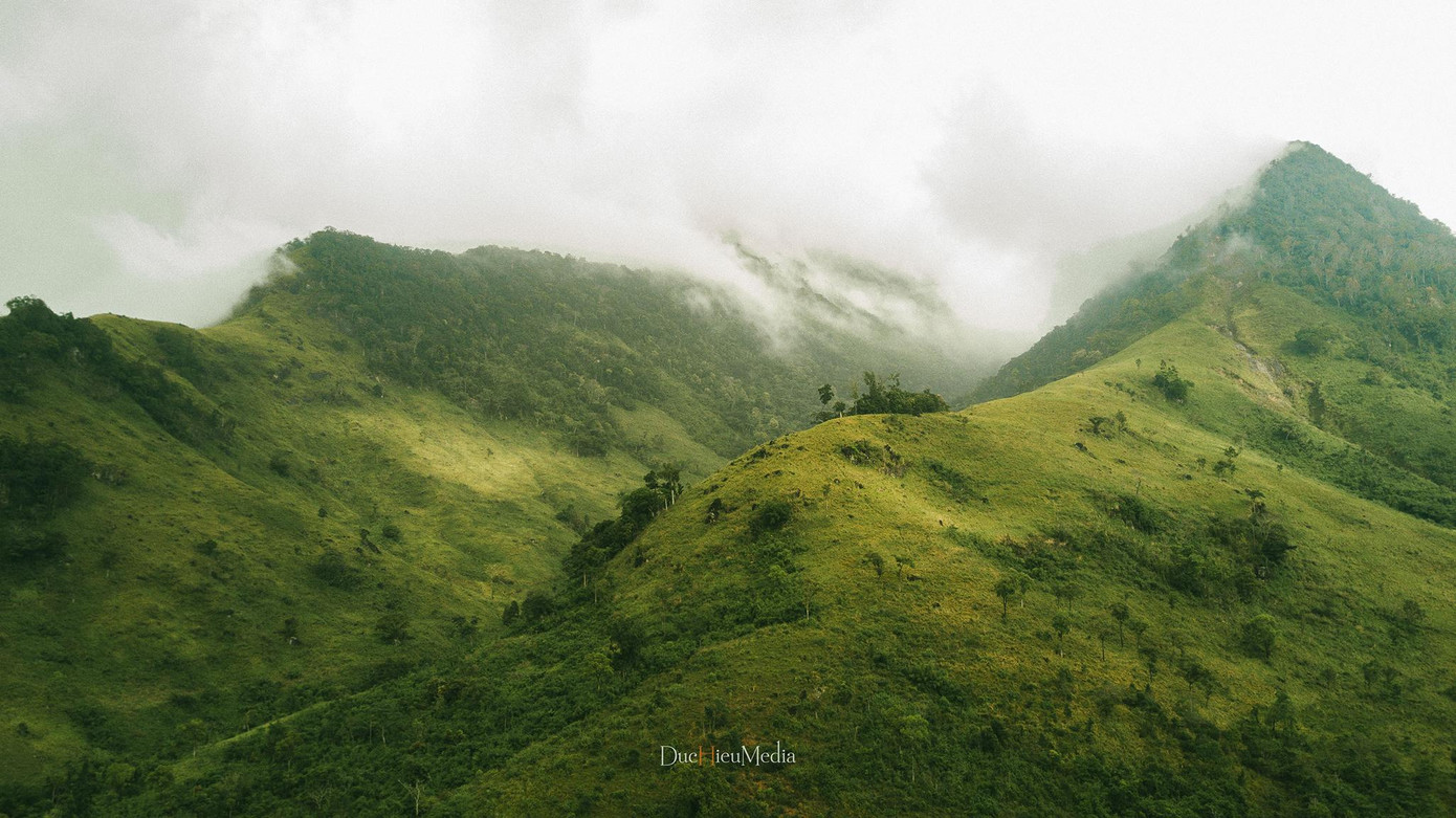 Với Hiếu, những địa danh càng hoang sơ như chưa từng có dấu chân của con người càng khiến anh và mọi người thêm hứng thú.