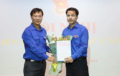 Ban Bí thư T.Ư Đoàn trao quyết định điều động, bổ nhiệm nhân sự ảnh 4