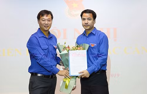 Bổ nhiệm hàng loạt nhân sự chủ chốt ở Bộ Nông nghiệp ảnh 6