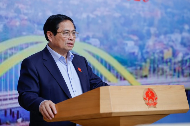 Thủ tướng Phạm Minh Chính phát biểu tại phiên họp. Ảnh: Nhật Bắc.