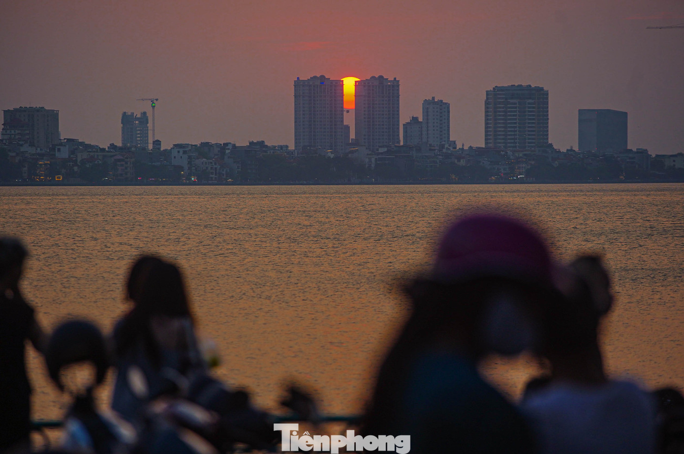 Bắt trọn từng khoảnh khắc với hoàng hôn.