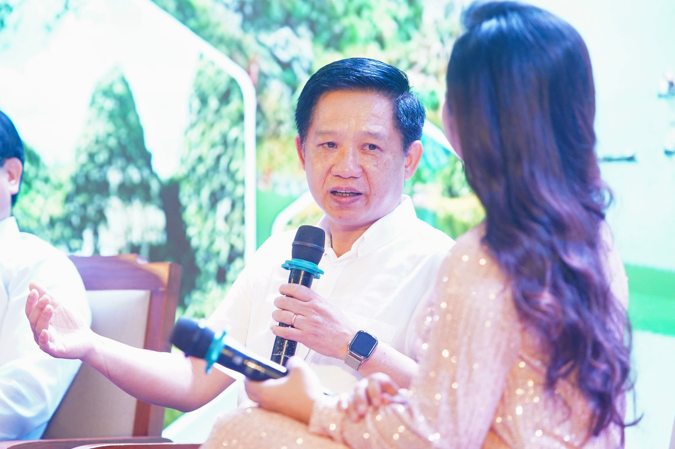 Ông Phùng Quang Thắng - Phó Chủ tịch Hiệp hội Lữ hành Việt Nam - trao đổi tại phiên thảo luận. Ông Phùng Quang Thắng - Phó Chủ tịch Hiệp hội Lữ hành Việt Nam - trao đổi tại phiên thảo luận.