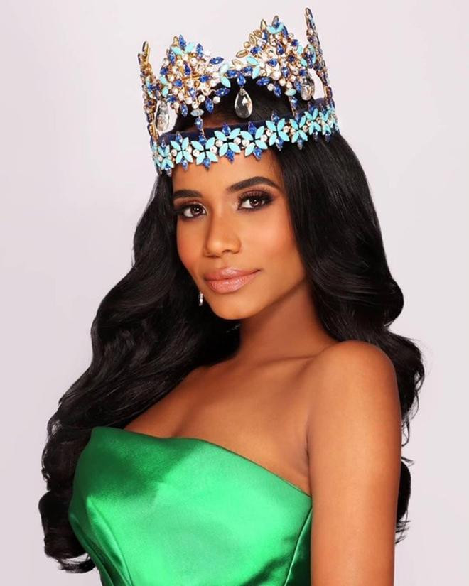 Miss World 2019 Toni-Ann Singh không thể từ Mỹ về Jamaica để thực hiện thủ tục visa nên cũng không kịp đến Việt Nam lần này.