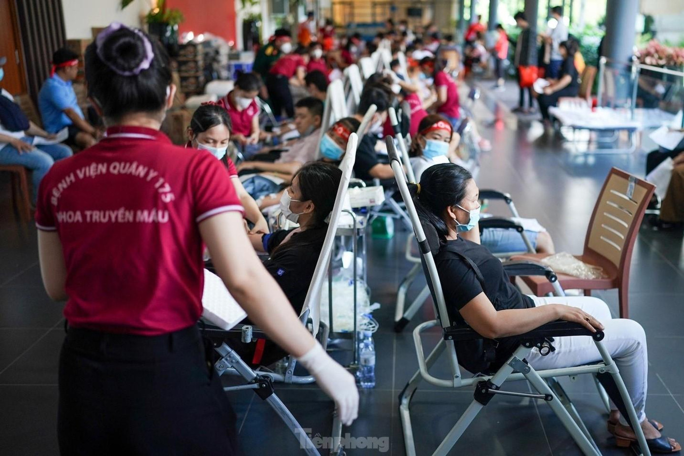 Chương trình Chủ nhật Đỏ lần thứ 14 năm 2022 tại Khu đô thị Celadon City (quận Tân Phú), TP. Hồ Chí Minh.