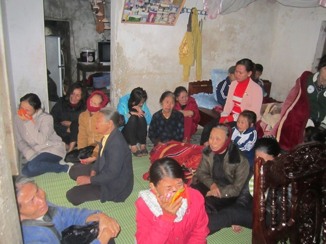 Nỗi đau của một người mẹ có con mất tích trên biển.