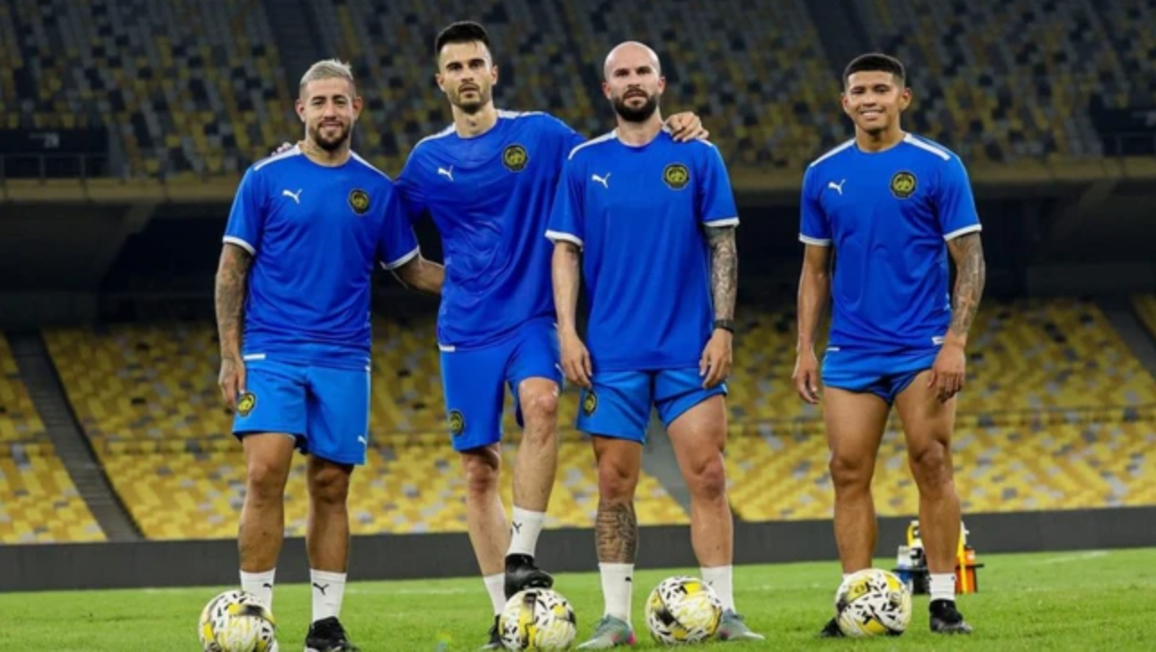 Hàng thủ đội tuyển Việt Nam sẽ đối diện nhiều cầu thủ to cao, giàu thể lực bên phía Malaysia