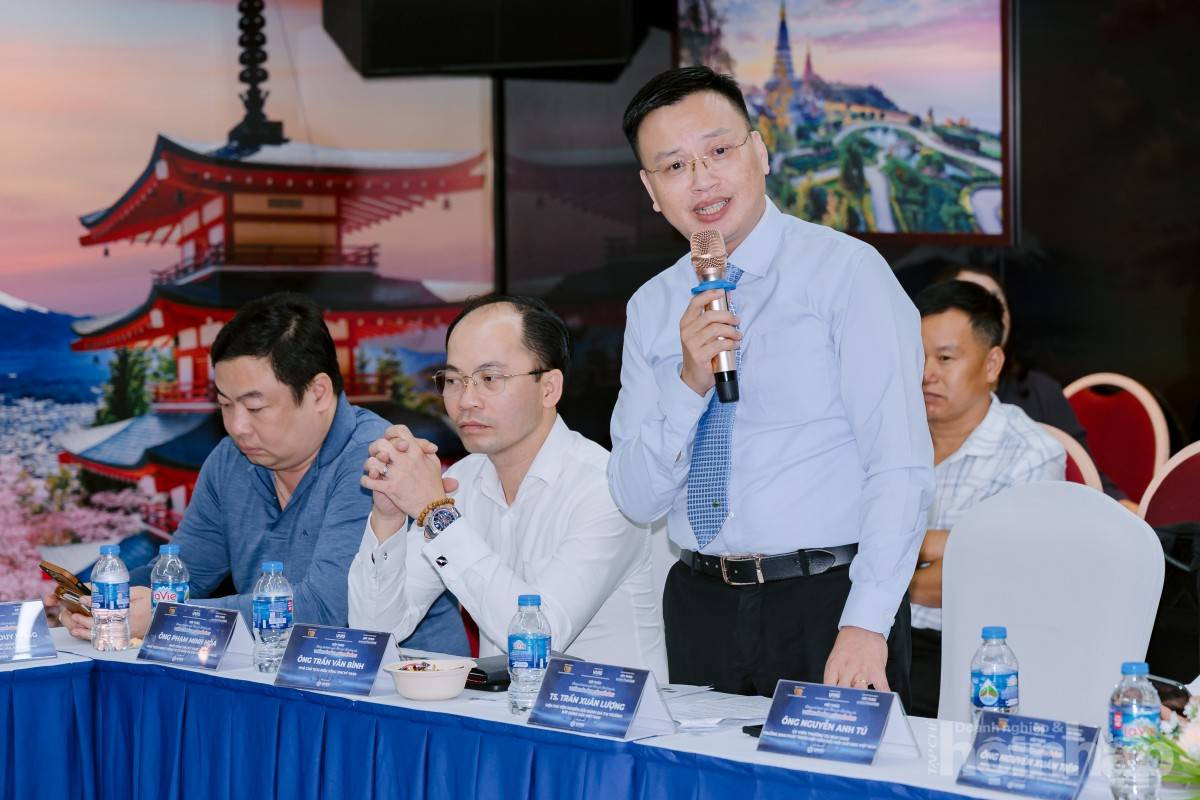 TS. Trần Xuân Lượng cho rằng, mặt bằng sản xuất cạn kiệt - Luật hóa Nghị quyết 68 là cấp thiết. Ảnh: Phan Chính. TS. Trần Xuân Lượng cho rằng, mặt bằng sản xuất cạn kiệt - Luật hóa Nghị quyết 68 là cấp thiết. Ảnh: Phan Chính.