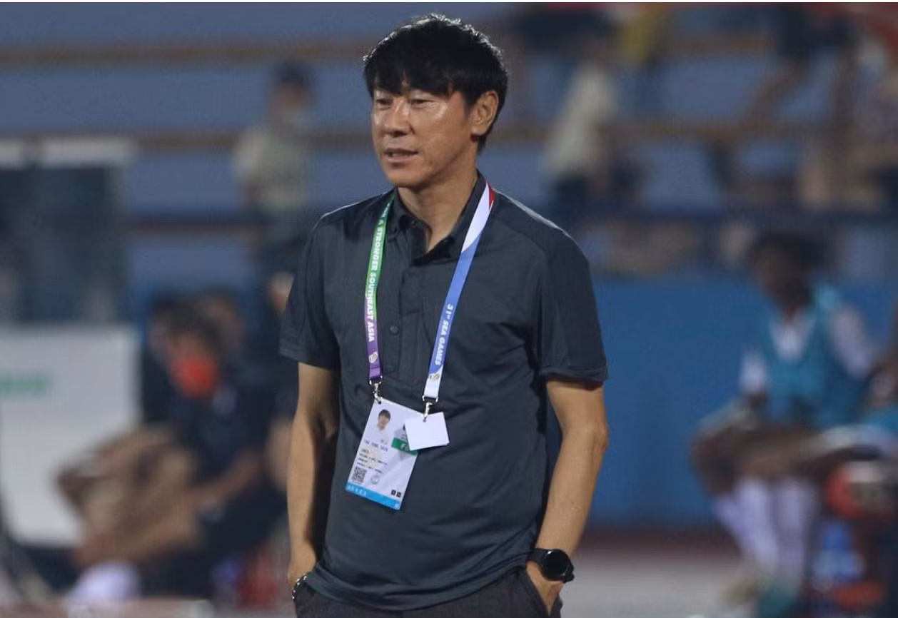 HLV Shin Tae-yong và Liên đoàn bóng đá Indonesia (PSSI) cũng chịu nhiều sức ép về chính sách sử dụng cầu thủ nhập tịch, đặc biệt khi đội tuyển Indonesia không thành công.