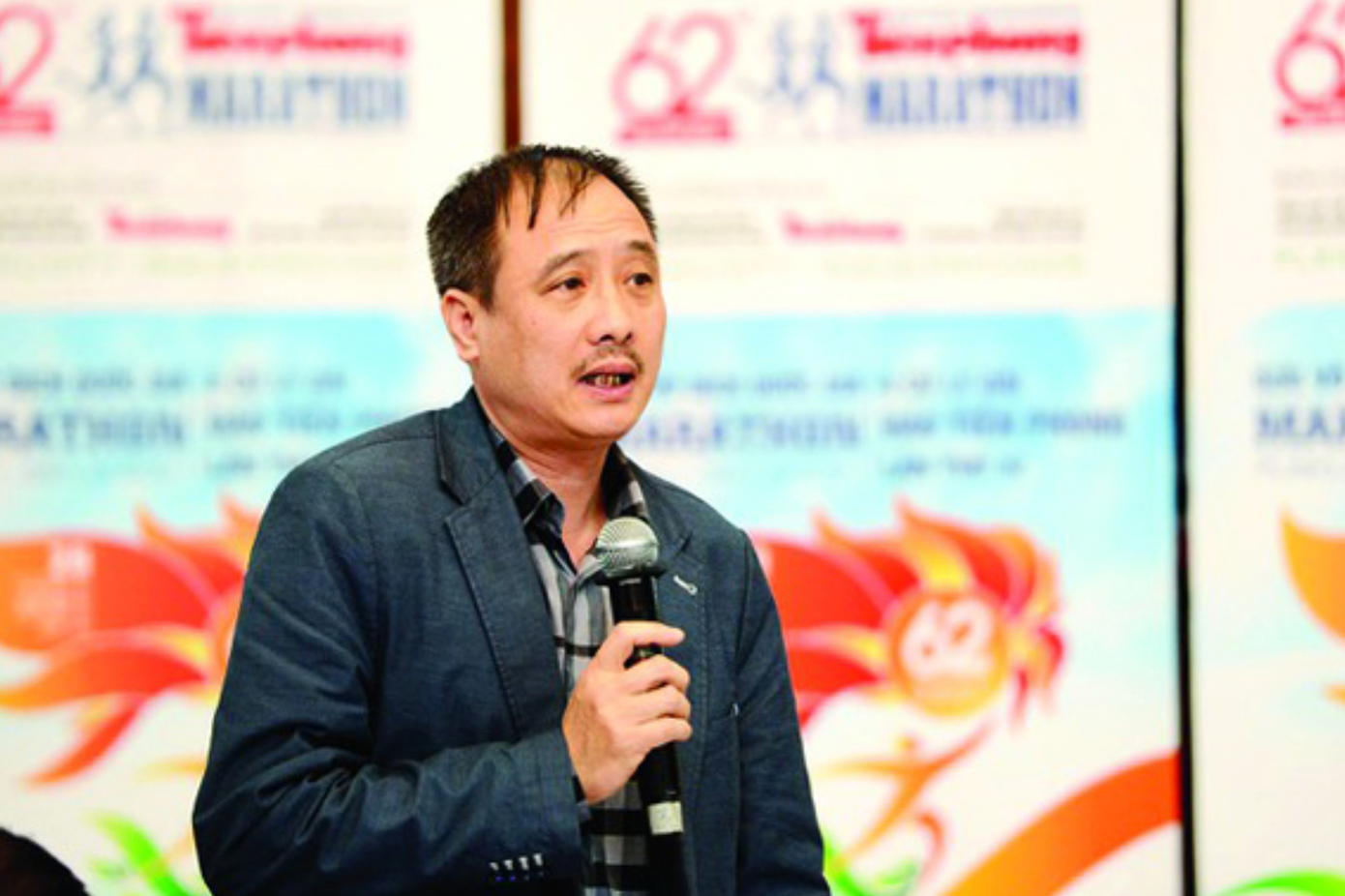 Tổng Thư ký Liên đoàn Điền kinh Việt Nam Nguyễn Mạnh Hùng: 'Cuộc đua tại SEA Games 33 tại Thái Lan sẽ rất khốc liệt'. Tổng Thư ký Liên đoàn Điền kinh Việt Nam Nguyễn Mạnh Hùng: 'Cuộc đua tại SEA Games 33 tại Thái Lan sẽ rất khốc liệt'.