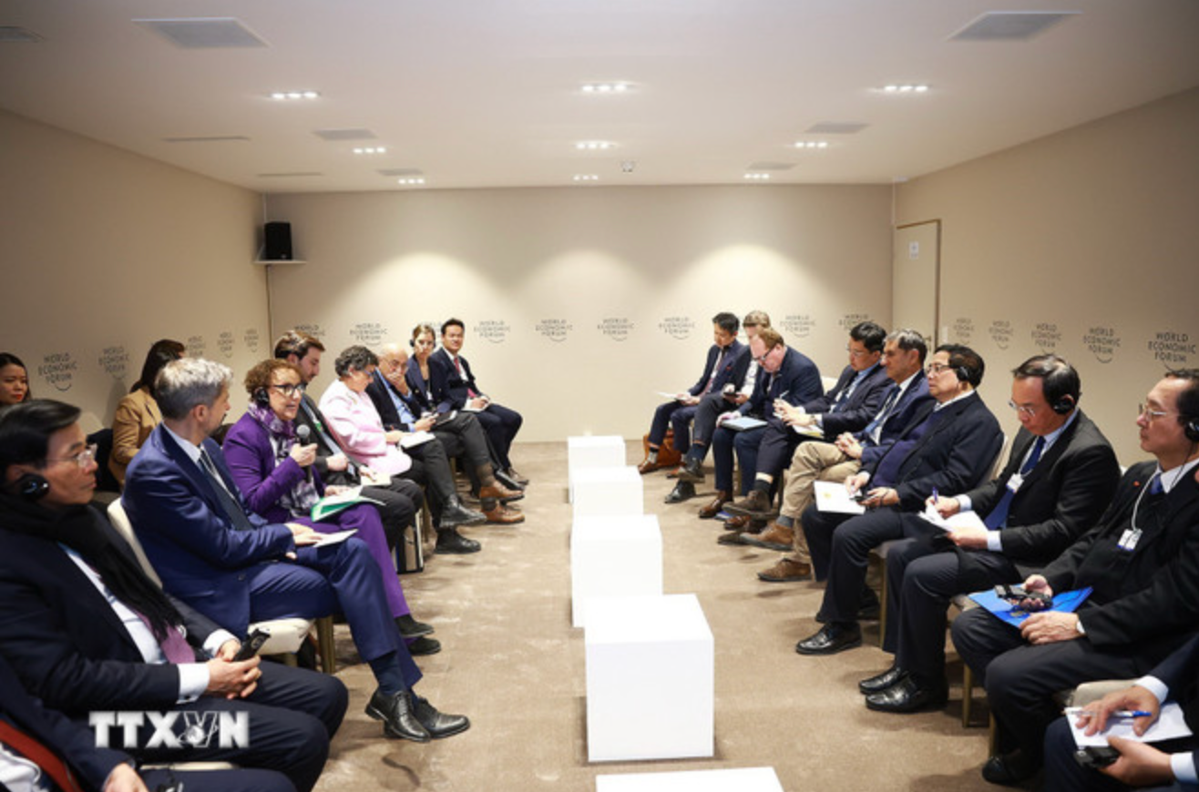 Thủ tướng Phạm Minh Chính dự tọa đàm với UNCTAD về phát triển toàn cầu trong Kỷ nguyên Thông minh. (Ảnh: Dương Giang/TTXVN) Thủ tướng Phạm Minh Chính dự tọa đàm với UNCTAD về phát triển toàn cầu trong Kỷ nguyên Thông minh. (Ảnh: Dương Giang/TTXVN)