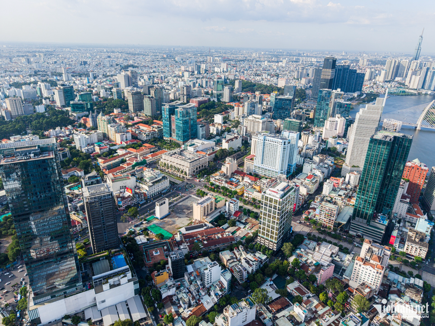 Một góc TPHCM nhìn từ trên cao. Ảnh: Nguyễn Huế