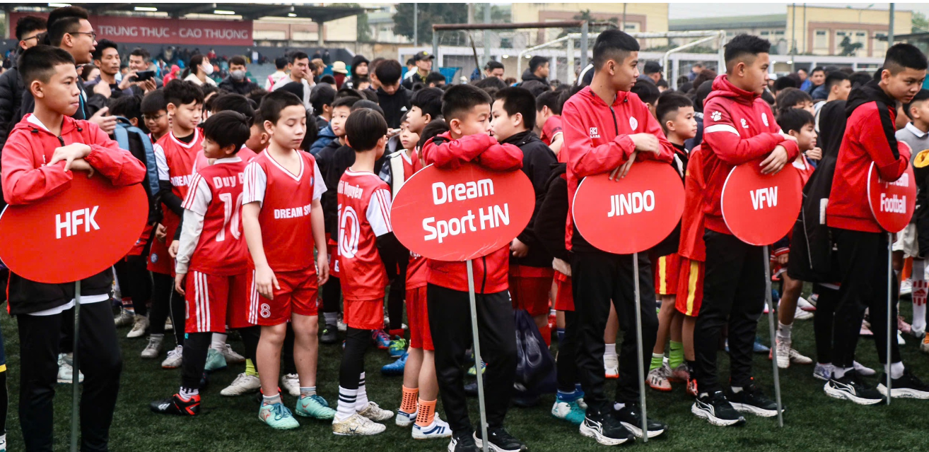 Các cầu thủ trẻ tiềm năng sẽ có cơ hội được đào tạo, thi đấu cho Thể Công trong tương lai