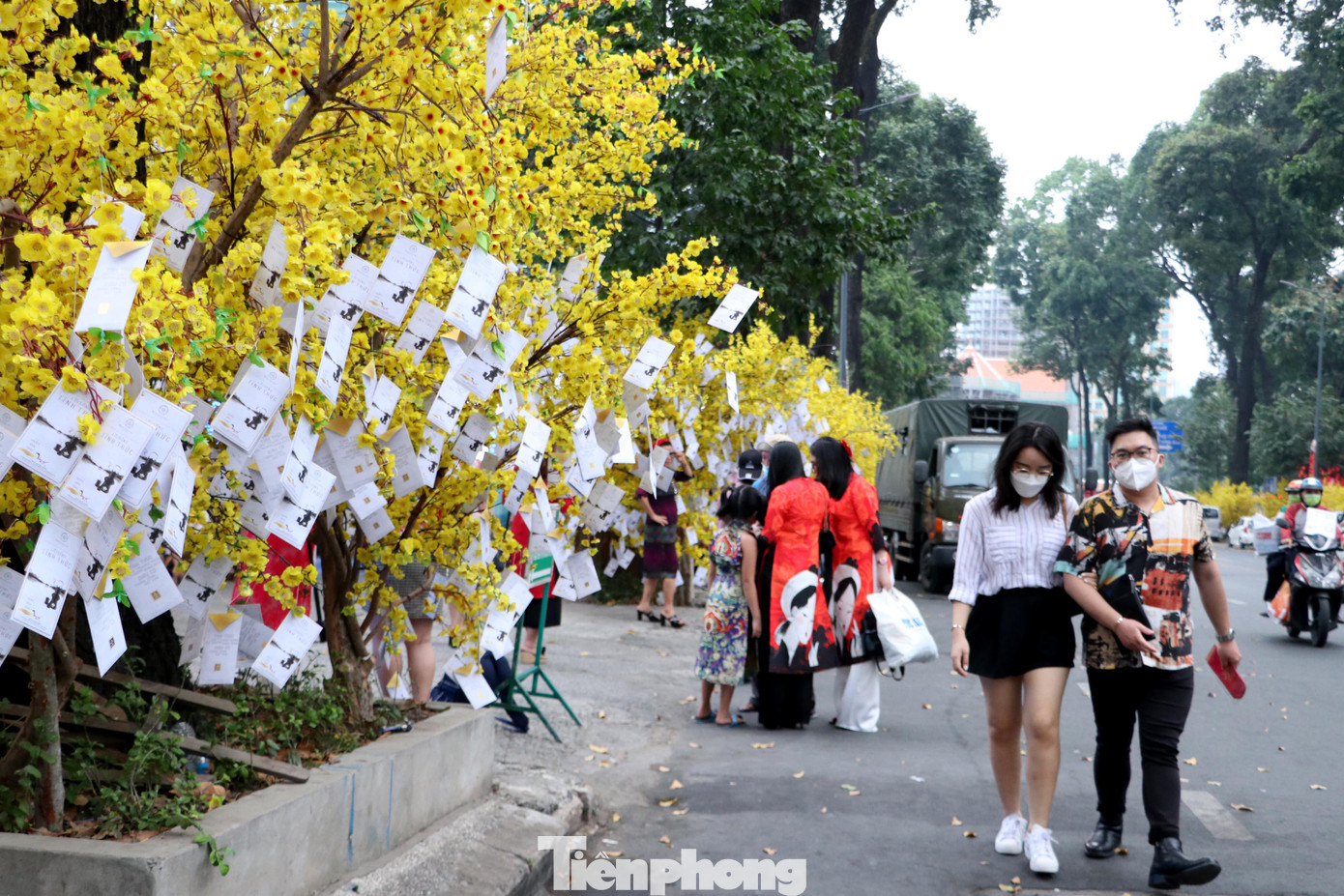 Phố ông đồ sẽ hoạt động đến ngày 31/1 tức 29 Tết. Riêng không gian chụp hình vẫn được duy trì đến hết ngày mùng 5 Tết.