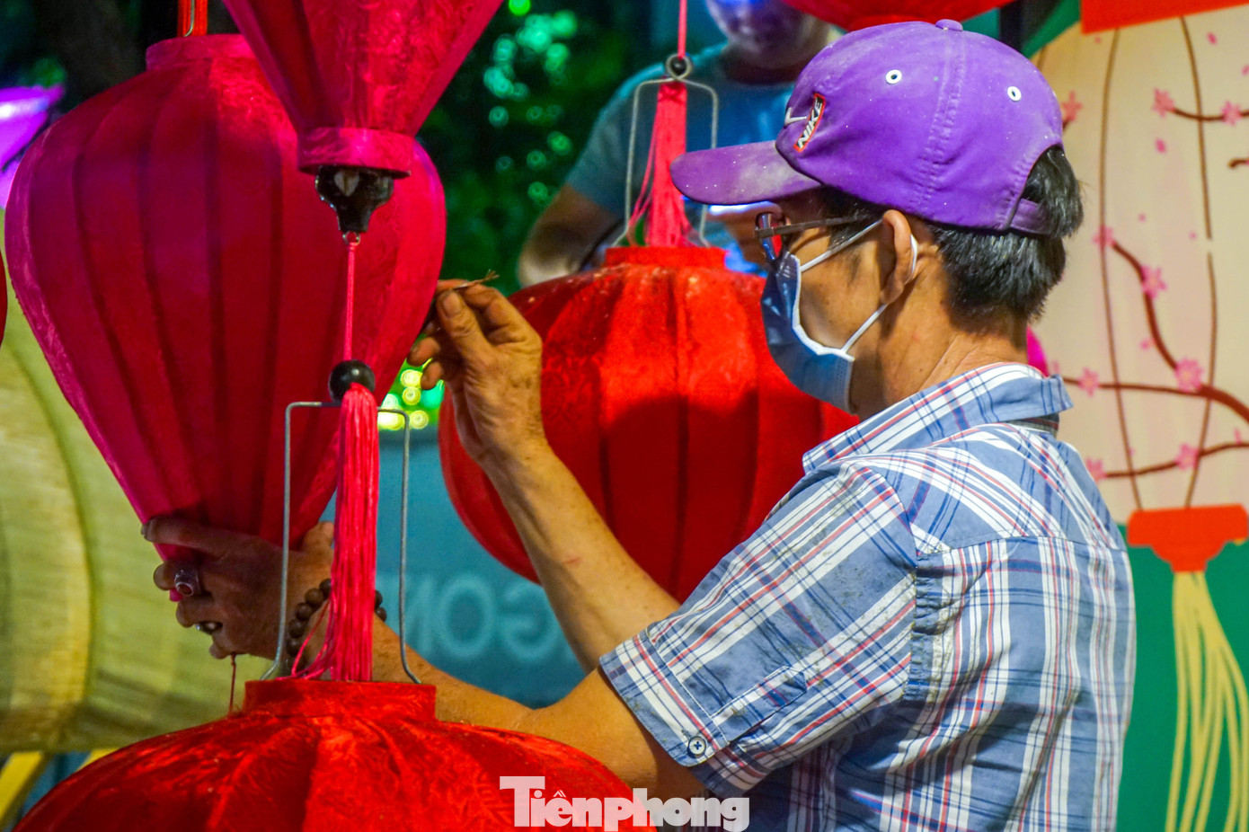 Qua 19 năm thực hiện, đường hoa Nguyễn Huệ đã trở thành một trong những sự kiện chào mừng Tết Nguyên Đán được nhiều người mong tại TPHCM. Là một trong những sự kiện văn hóa và thể thao tiêu biểu của TPHCM giai đoạn 2020-2030. Đường hoa được thi công từ ngày 13/1, đến nay đã hoàn thiện được 90% phần khung cơ bản, những phần còn lại như trang trí tiểu cảnh, sắp xếp và trồng hoa tươi bắt đầu được triển khai.