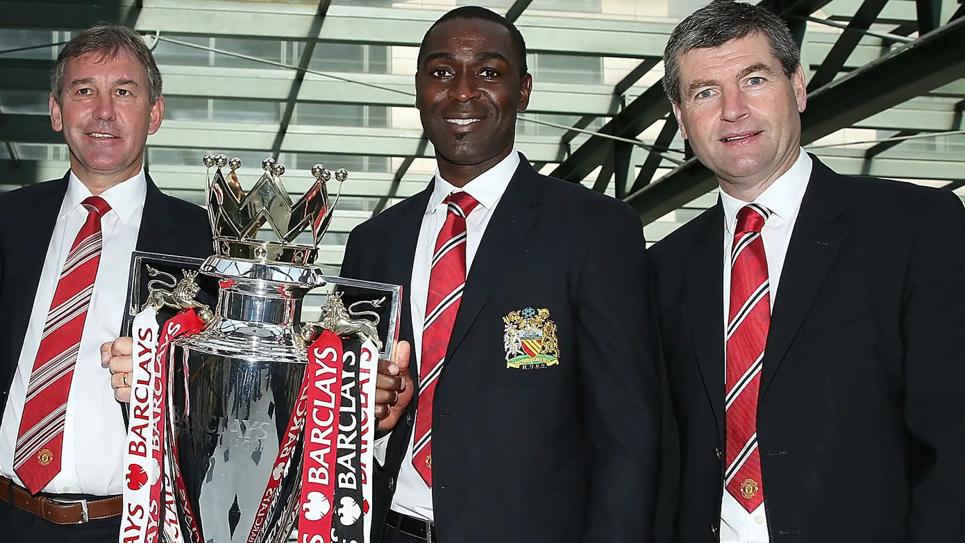 Ba huyền thoại của Man United bị cắt giảm thu nhập.