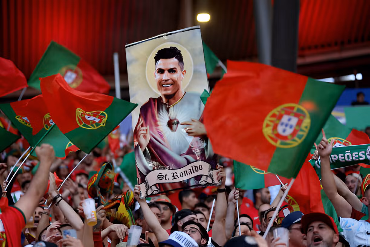 Bồ Đào Nha thắng ngược Séc trong ngày Ronaldo im tiếng ảnh 4