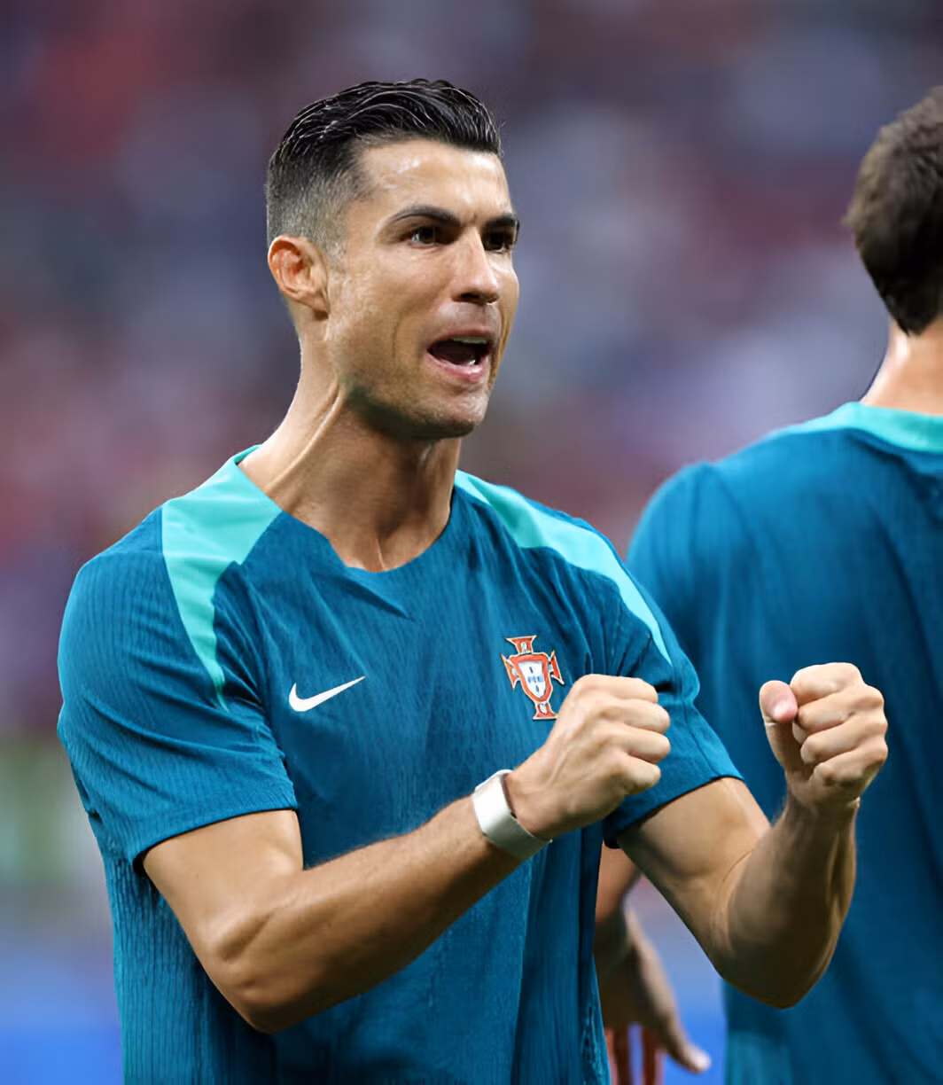 Bồ Đào Nha thắng ngược Séc trong ngày Ronaldo im tiếng ảnh 13