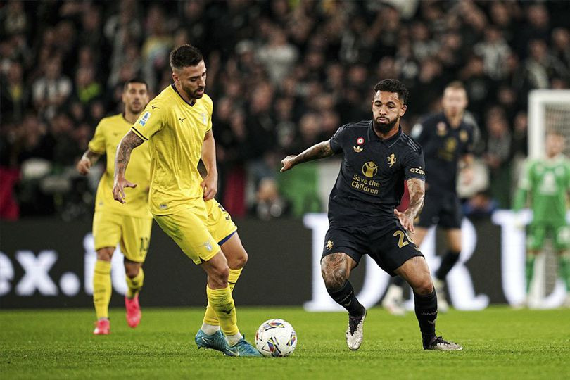 Cuộc đối đầu &quot;cân tài, cân sức&quot;.