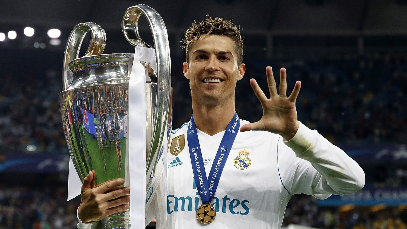 Ronaldo giành chức vô địch UEFA Champions League lần thứ 5 trong sự nghiệp. Ronaldo giành chức vô địch UEFA Champions League lần thứ 5 trong sự nghiệp.