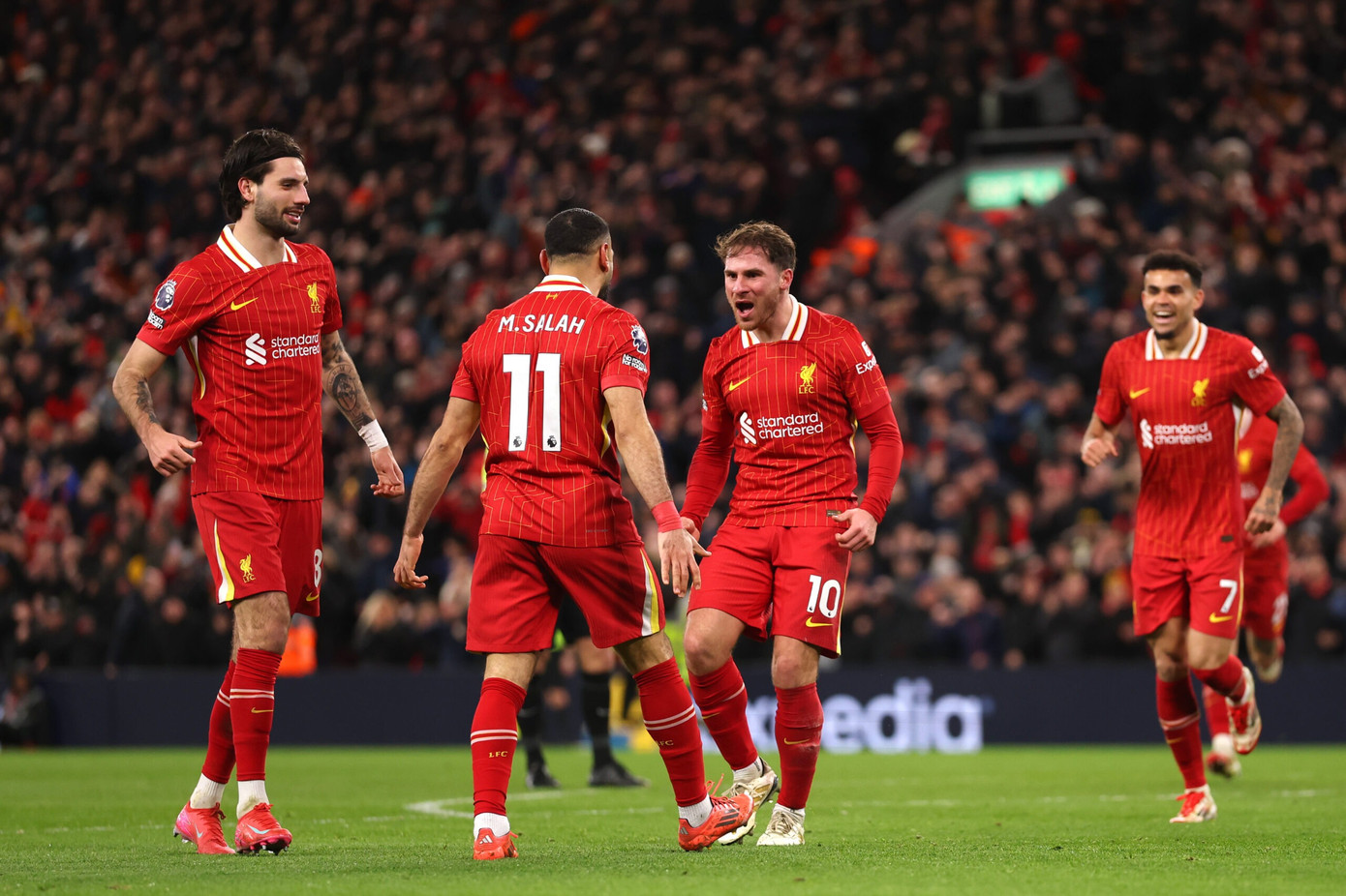 Liverpool dễ dàng đánh bại Newcastle trong trận tái đấu. Liverpool dễ dàng đánh bại Newcastle trong trận tái đấu.