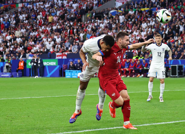 Bellingham lập công, tuyển Anh thắng tối thiểu Serbia trận ra quân ảnh 21 Bellingham lập công, tuyển Anh thắng tối thiểu Serbia trận ra quân ảnh 21