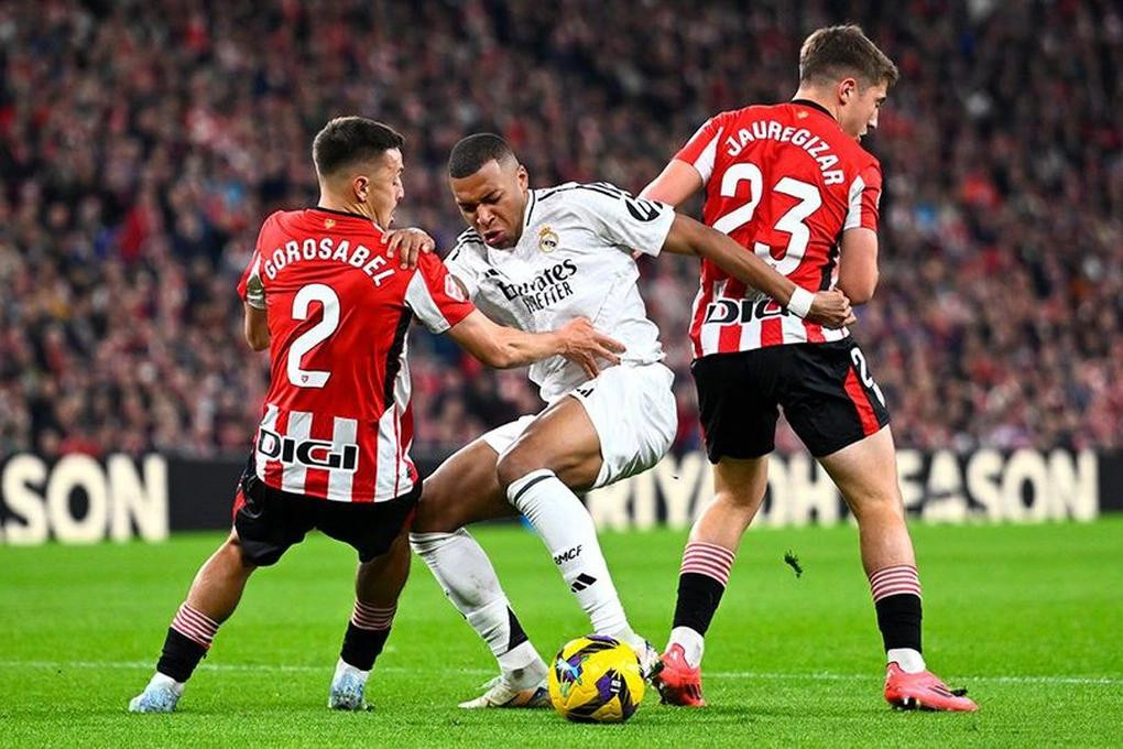 Mbappe vắng mặt trong trận đấu với Athletic Bilbao do án treo giò.