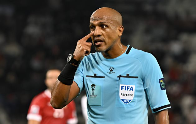 Trọng tài Ahmed Al Kaf nhận nhiều lời đe dọa sau khi đưa ra quyết định bất lợi cho Indonesia.