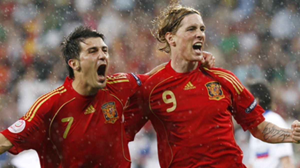 Cặp tiền đạo Fernando Torres - David Villa tỏa sáng rực rỡ tại EURO 2008. Cặp tiền đạo Fernando Torres - David Villa tỏa sáng rực rỡ tại EURO 2008.