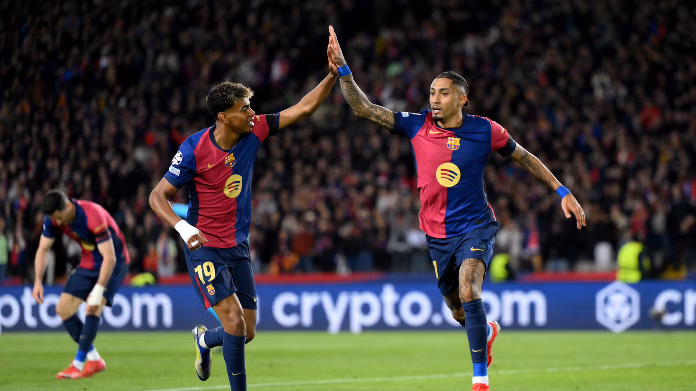 Yamal và Raphinha cùng nhau tỏa sáng giúp Barcelona đánh bại Benfica. Yamal và Raphinha cùng nhau tỏa sáng giúp Barcelona đánh bại Benfica.