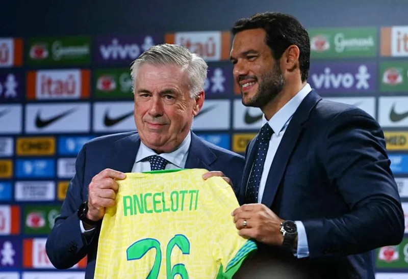 HLV Ancelotti dẫn dắt Brazil. HLV Ancelotti dẫn dắt Brazil.