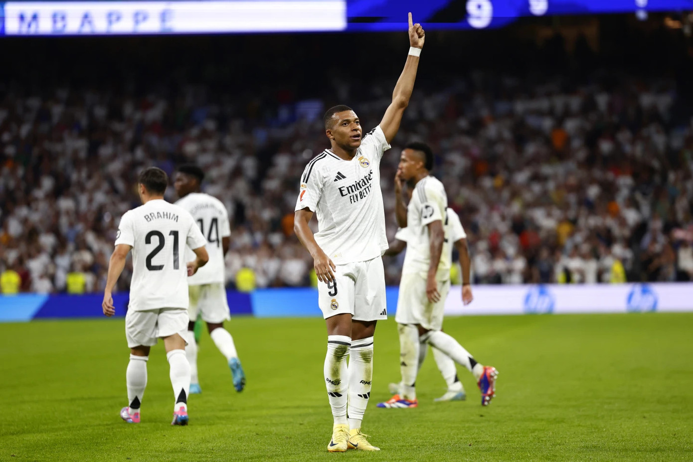 Kylian Mbappe được kỳ vọng sẽ tiếp tục ghi bàn.