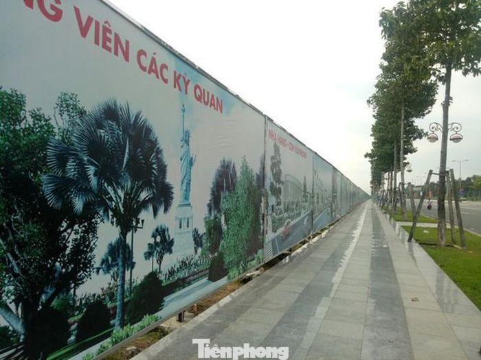 Sau khi chuyển nhượng từ đất công sang tay tư nhân, doanh nghiệp đã thực hiện dự án KĐT Tân Phú