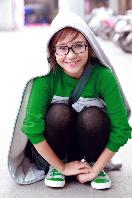 Gương mặt đáng yêu Thu Trang tạo ra thu hút sự chú ý của cộng đồng mạng 