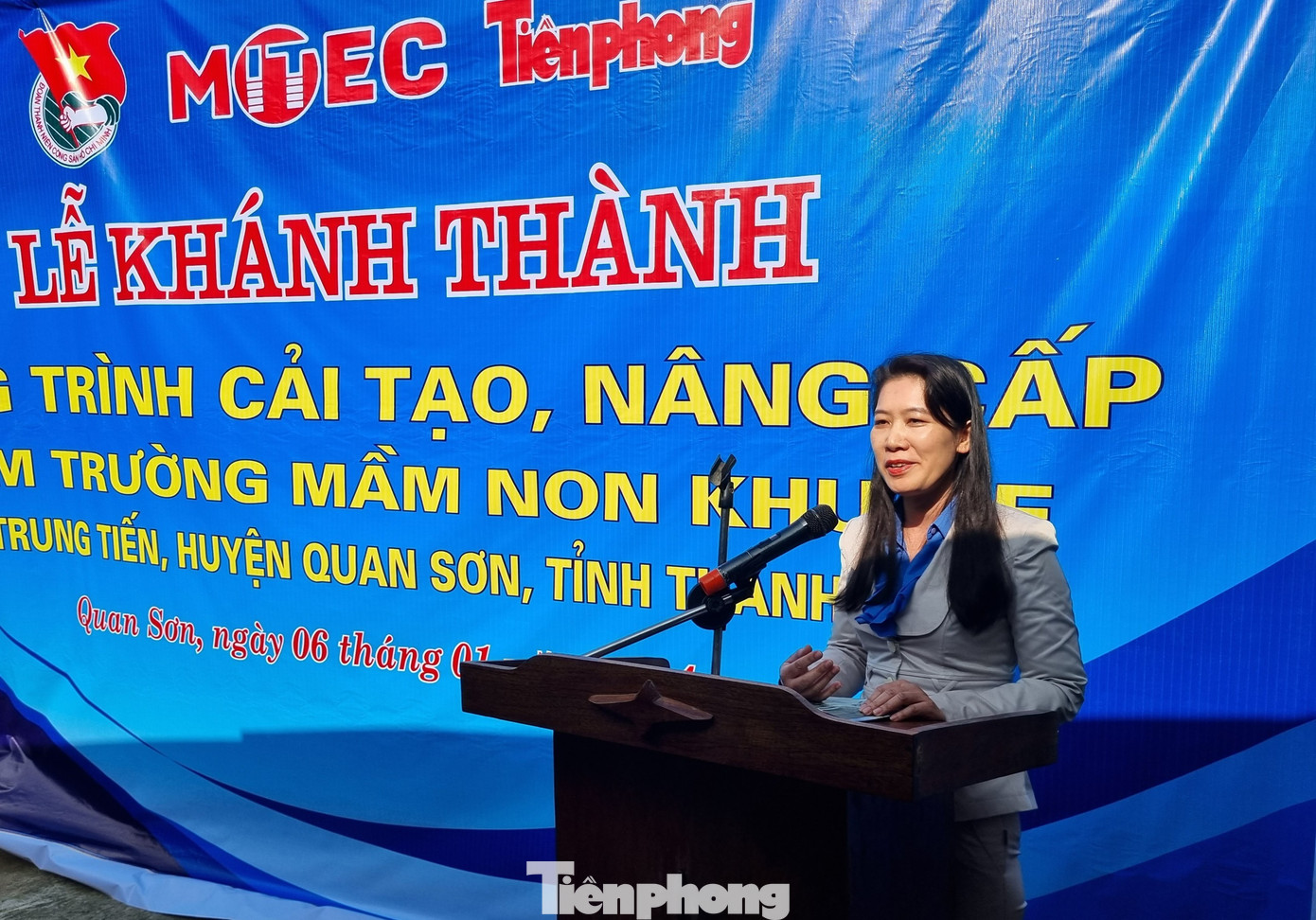 Chị Vũ Thị Hà phát biểu tại buổi lễ. Chị Vũ Thị Hà phát biểu tại buổi lễ.