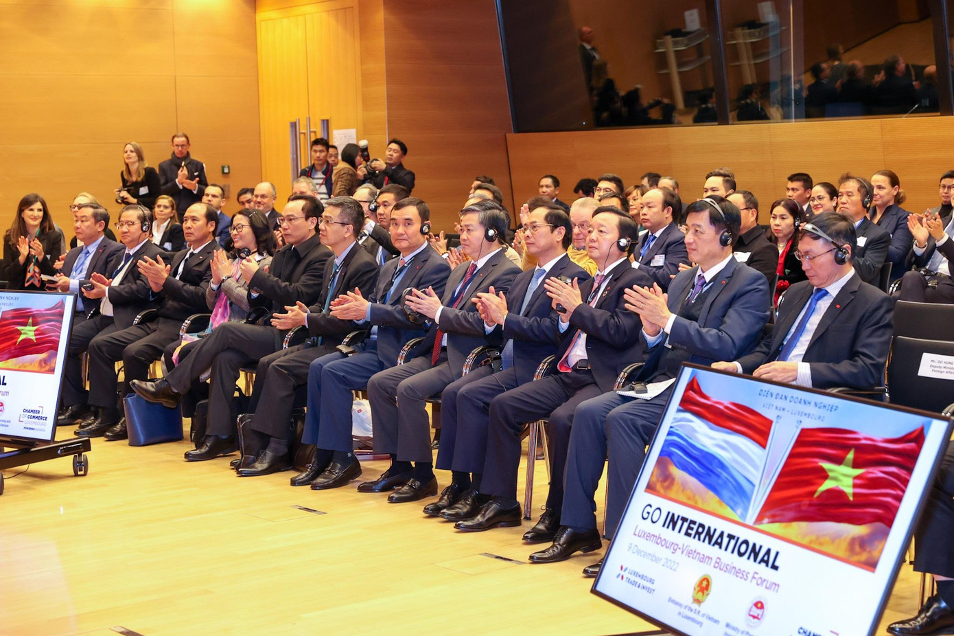 Nhiều lãnh đạo bộ, ngành, địa phương và các doanh nghiệp tham dự Diễn đàn