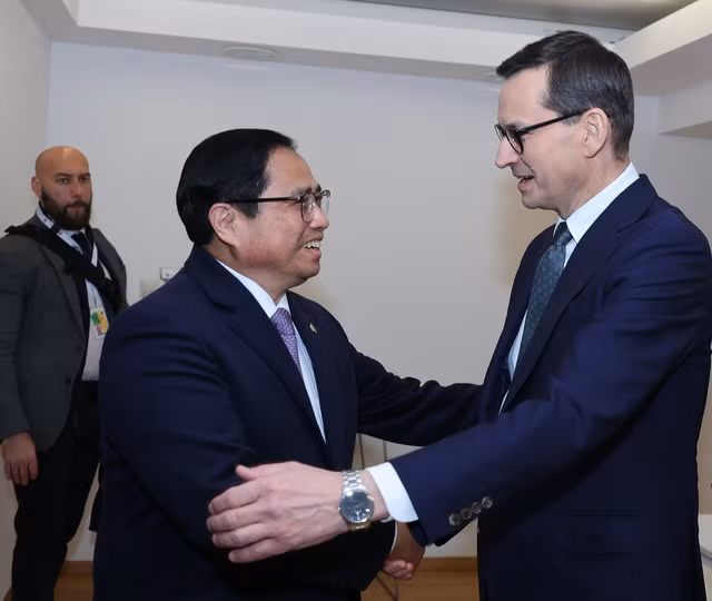 Thủ tướng Mateusz Morawiecki khẳng định Ba Lan luôn mong muốn được chào đón thêm nhiều người Việt Nam đến học tập và sinh sống ở Ba Lan.