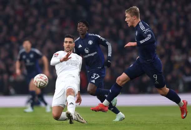MU loại Arsenal trên chấm luân lưu ảnh 12
