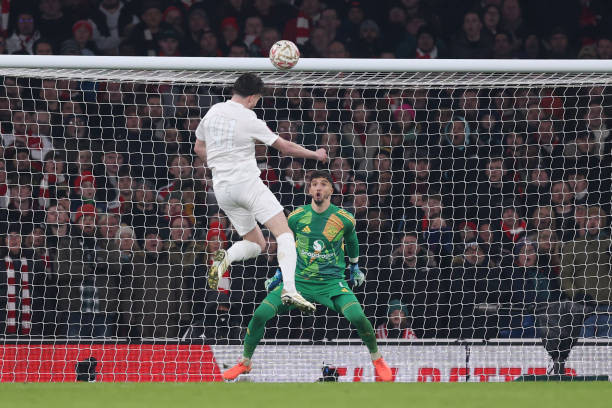 MU loại Arsenal trên chấm luân lưu ảnh 23